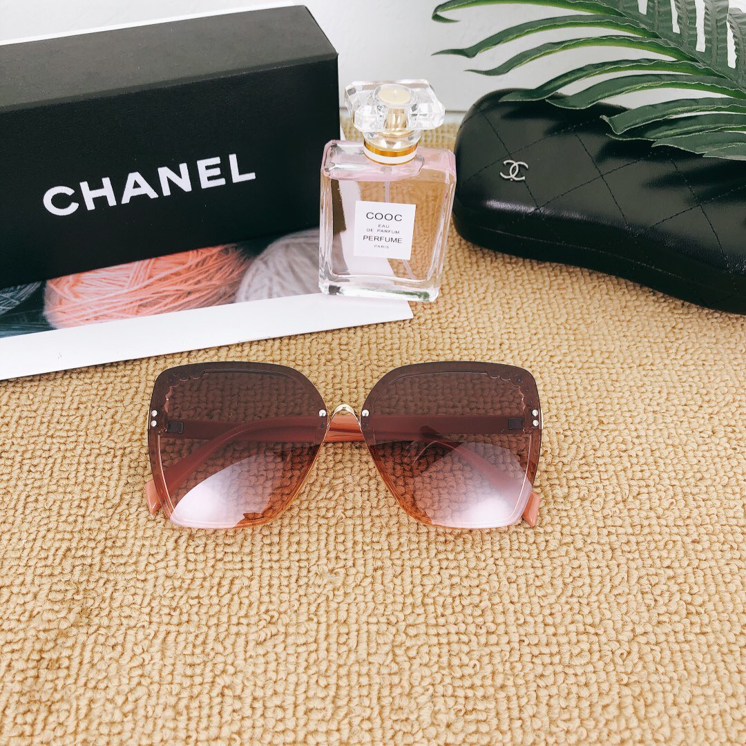 משקפי שמש שאנל CHANEL