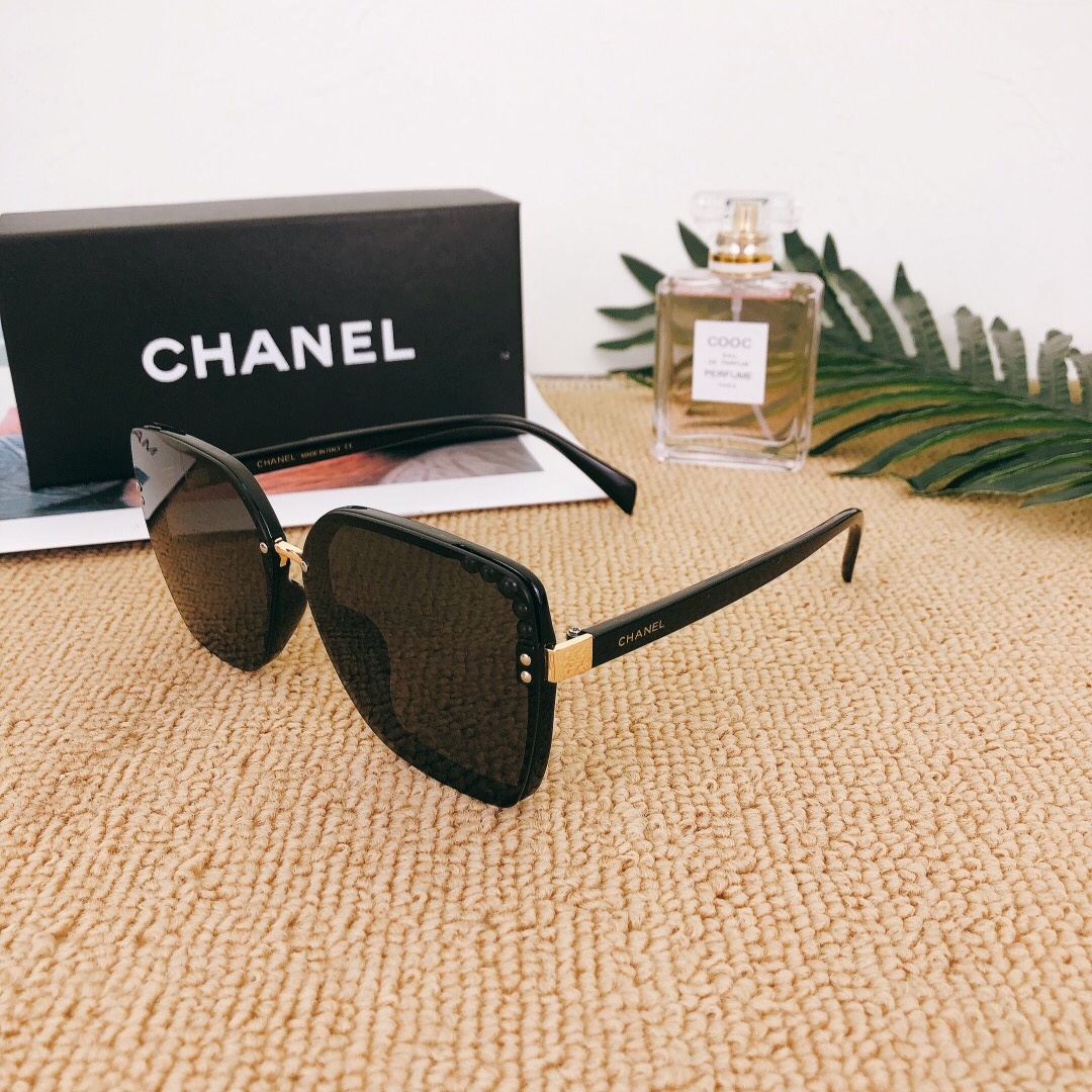 משקפי שמש שאנל CHANEL