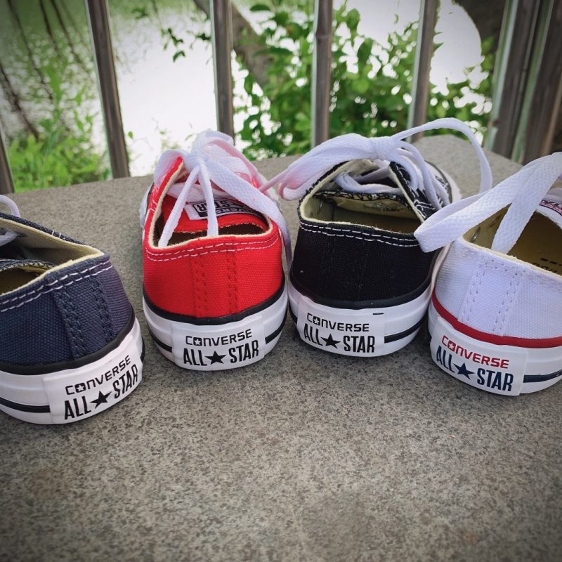 נעלי אולסטאר ילדים דגם גבוה ונמוך במבחר צבעים