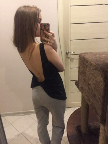 גופייה לנשים עם גב פתוח