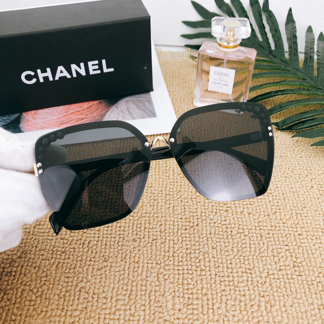 משקפי שמש שאנל CHANEL
