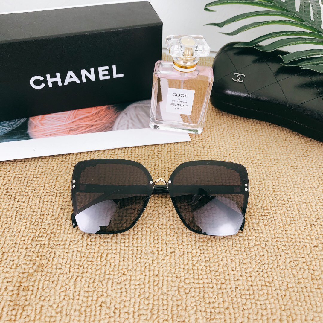 משקפי שמש שאנל CHANEL
