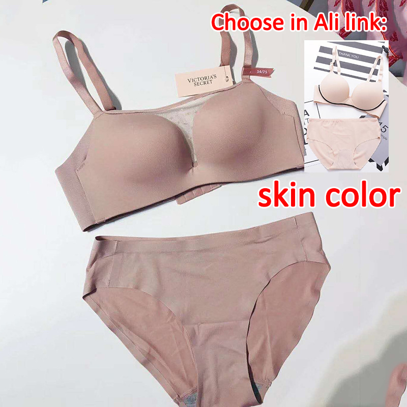 סט חזיה ותחתון של ויקטוריה סיקרט